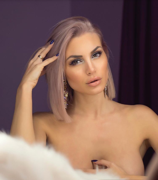 ΑΛΕΞΑΝΔΡΑ ΠΑΝΑΓΙΩΤΑΡΟΥ MY STILE ROCKS ΜΟΝΤΕΛΟ ΜΕΛΙΣΣΕΣ ΕΙΜΑΙ ΑΛΛΟΥ