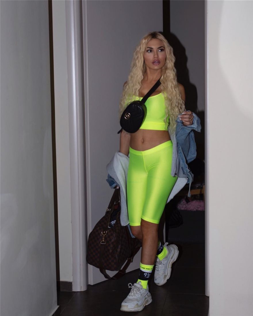 ΑΛΕΞΑΝΔΡΑ ΠΑΝΑΓΙΩΤΑΡΟΥ MY STILE ROCKS ΜΟΝΤΕΛΟ ΜΕΛΙΣΣΕΣ ΕΙΜΑΙ ΑΛΛΟΥ