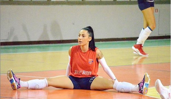 ΠΩΛΙΝΑ ΤΡΙΓΩΝΙΔΟΥ ΓΙΩΡΓΟΣ ΜΑΥΡΙΔΗΣ ΠΑΝΙΩΝΙΟΣ ΒΟΛΕΙ ΦΤΙΑΞΕ ΚΑΦΕ ΝΑ ΣΤΑ ΠΩ ΚΑΙΝΟΥΡΓΙΟΥ ΚΩΝΣΤΑΝΤΙΝΟΣ ΚΟΥΦΟΣ