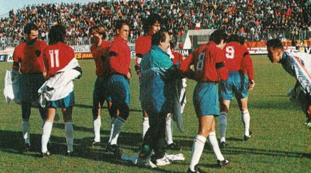 Ιταλία κόκκινη φανέλα