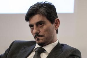 Σκάει η βόμβα στον Εξάστερο!